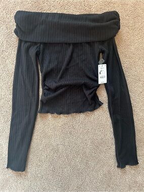 Ardene Black Off-Shoulder Ribbed Long Sleeve Top
